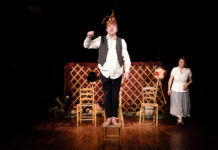 A helység kalapácsa